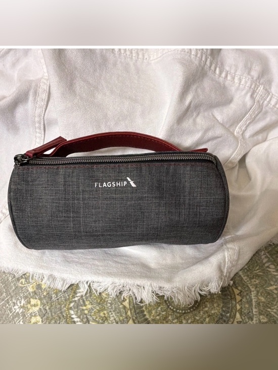 Other - Men's 13 lune Flagship x Formia Gray Cylindrical Zippered Travel Pouch Red Handl